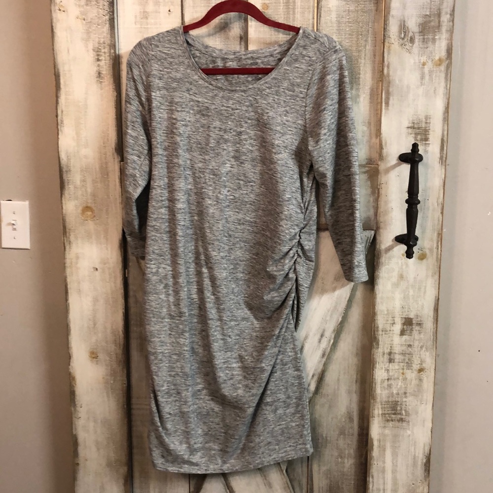 Liz Lange maternity long sleeve t-shirt dress